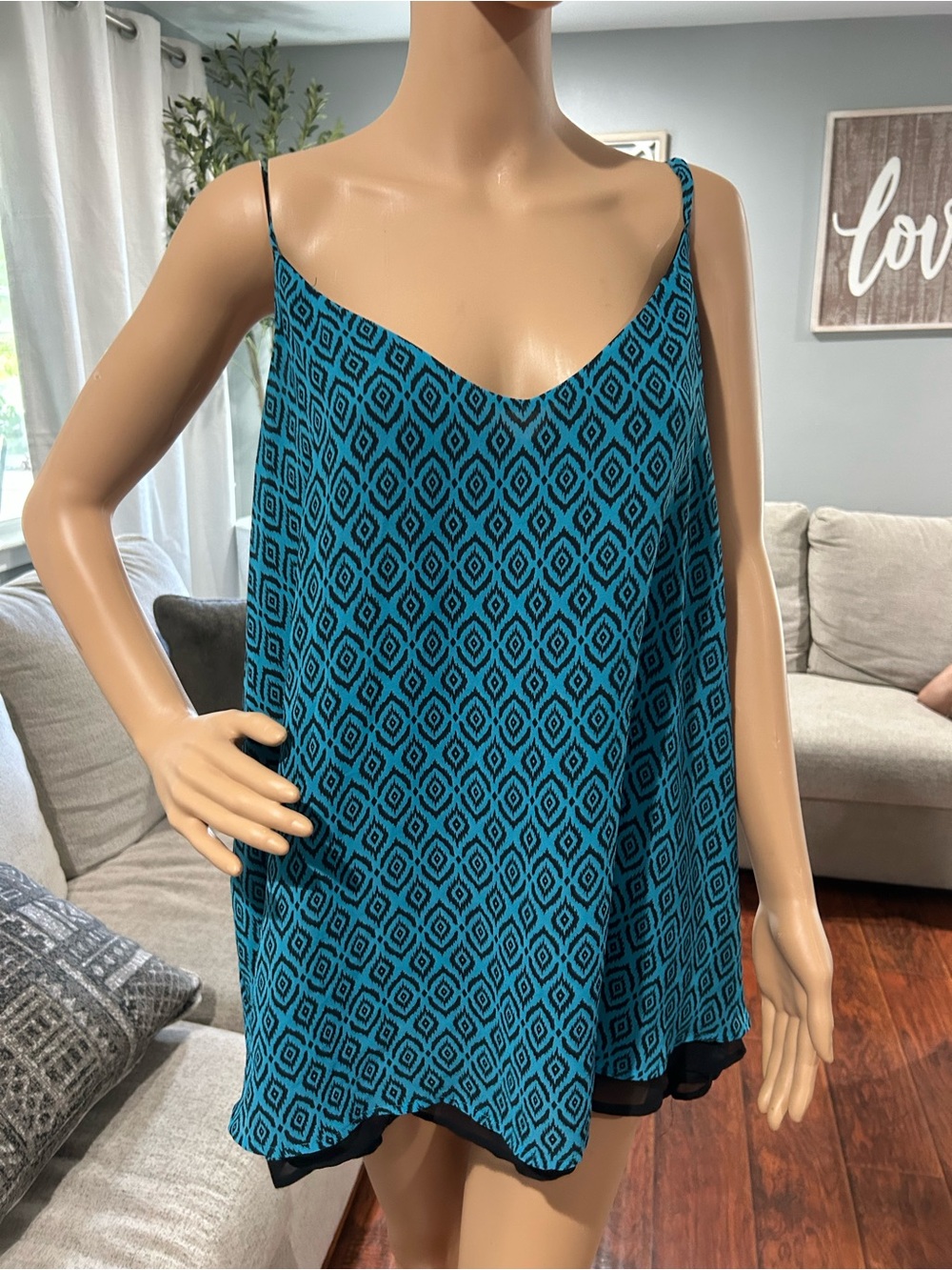 torrid size 3 Teal Blue Geometric Spaghetti Strap Camisole